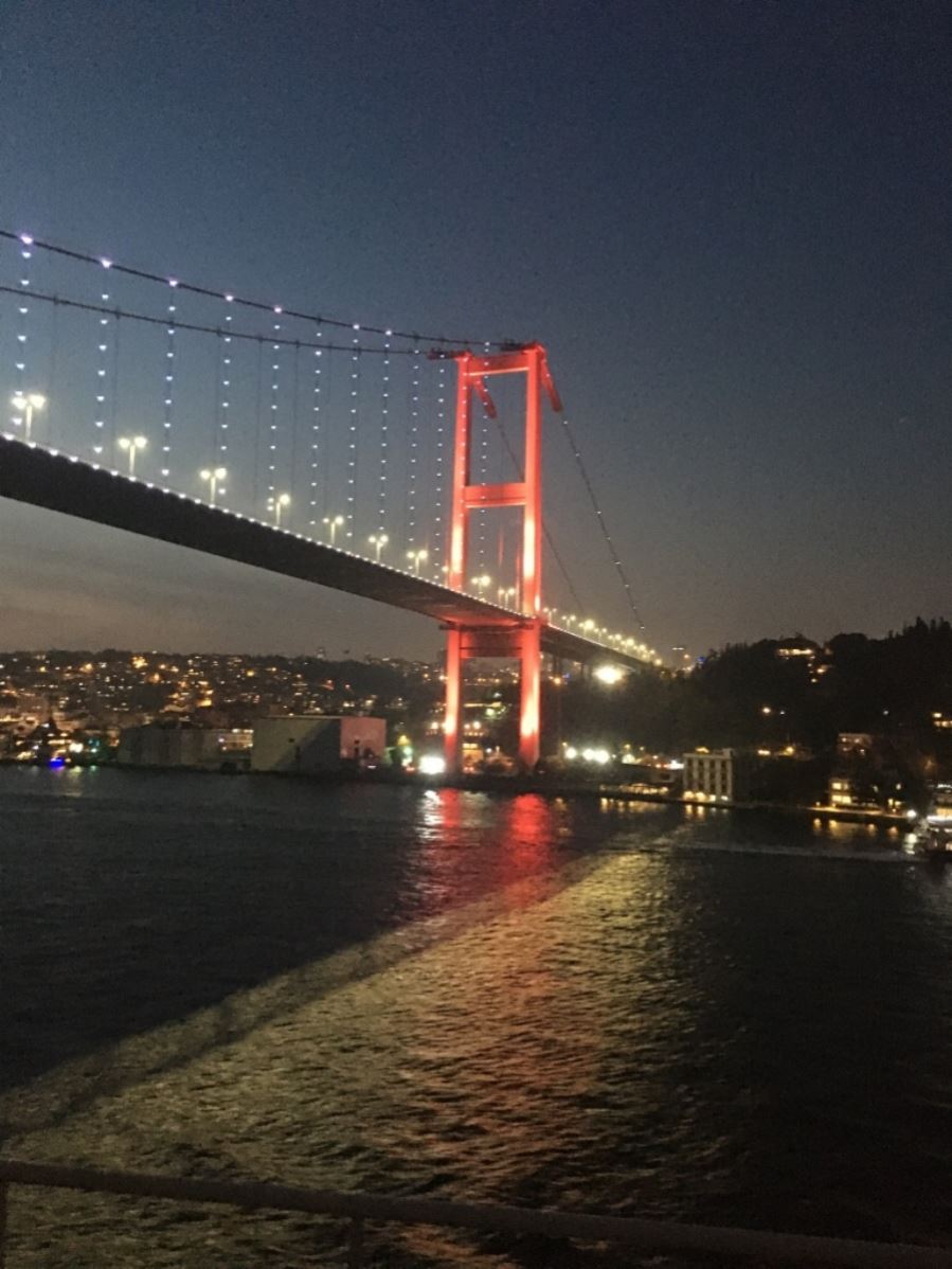 Istanbul bridge1.jpg
